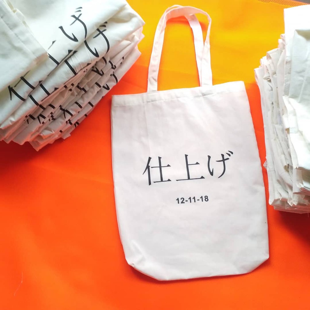 

Gift Souvenir Tas Jinjing Goodie Tote Bag Event Ulang Tahun Pernikahan Dll (9) By DSS Project