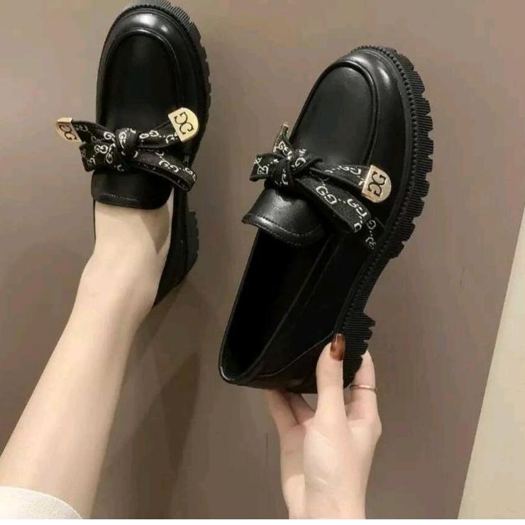 "MRS.20Au22q" Sepatu Docmart Wanita/ Sepatu Loafer Wanita / Docmart Bow / Sepatu Flat Wanita Korea /