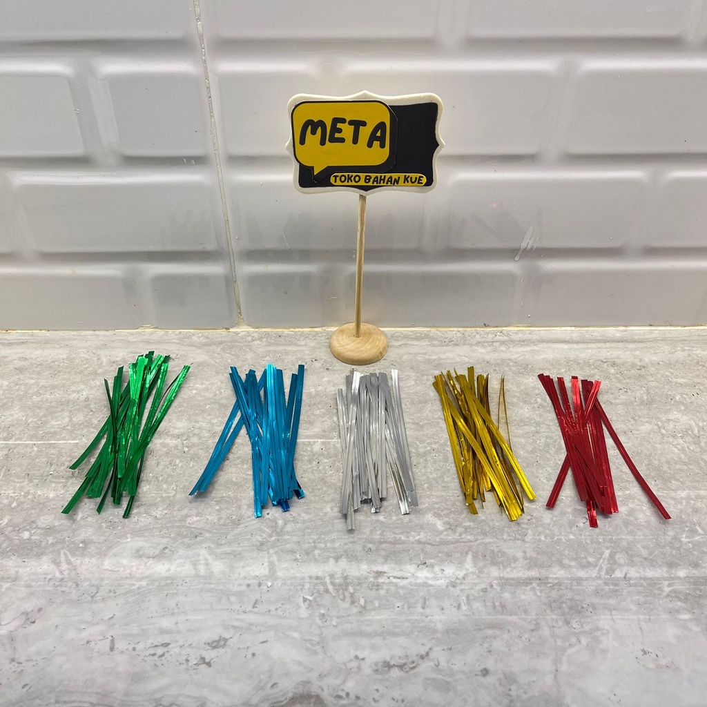 

PITA KAWAT SOUVERNIR 10 CM / TALI PITA KAWAT / PITA KAWAT/ PITA KAWAT WARNA WARNI