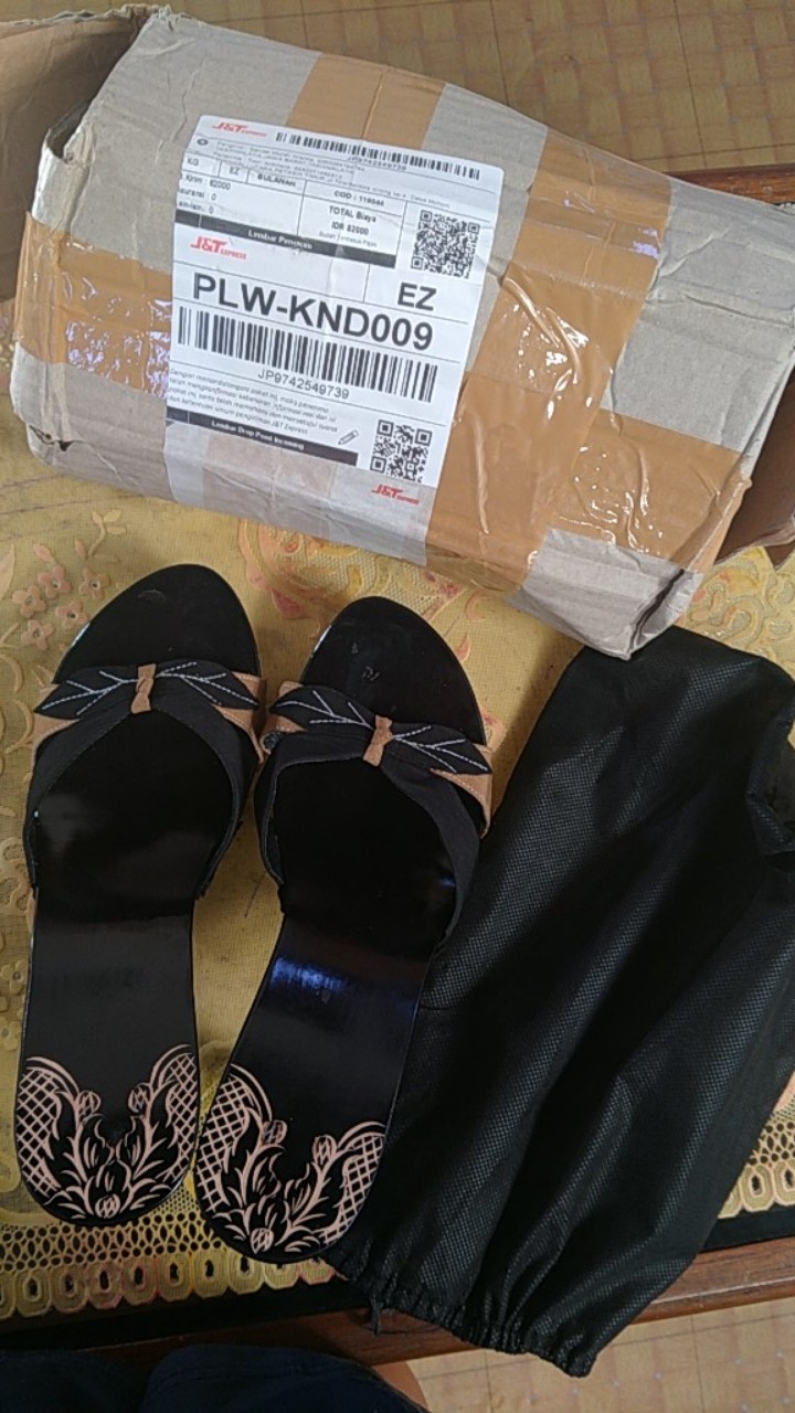 Sandal Hak Tinggi Sandal Kelom Geulis Hak Tinggi Ukir Sandal Hak Tinggi Sandal Kelom Geulis Hak Tinggi Ukir