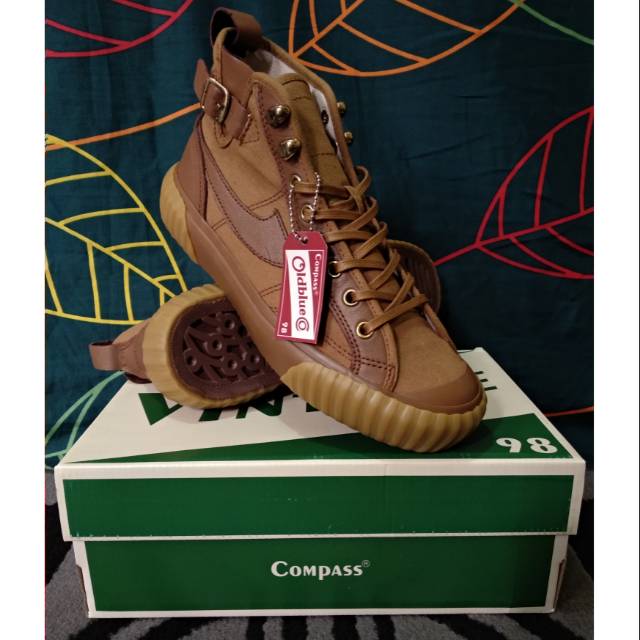 Sepatu Compass x Oldblue x Darahkubiru