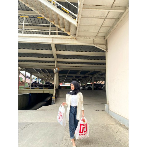 Preloved blazer putih