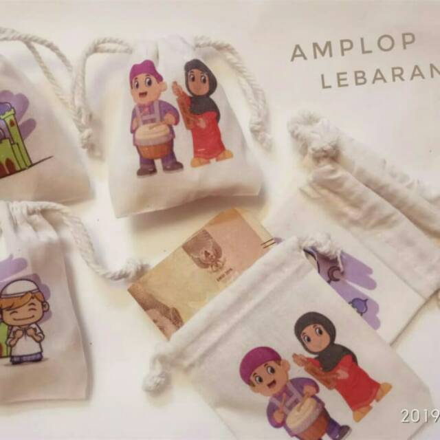 

Amplop Lebaran Serut Printing Blacu