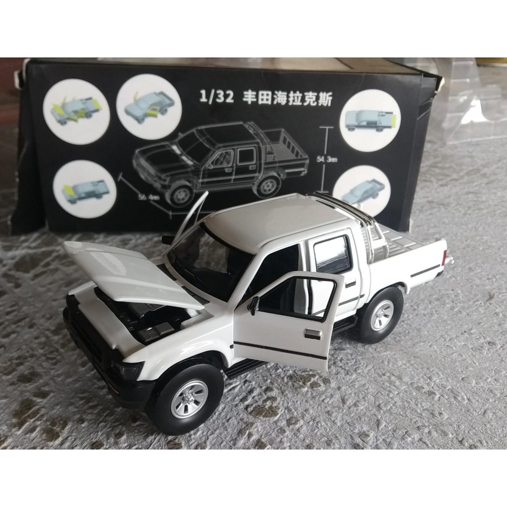 Jual Diecast Toyota Hilux Double Cabin Miniatur (Putih)