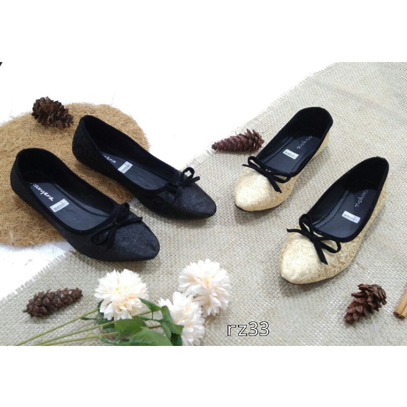 BorneoXavyera Sepatu Flatshoes Riana rz33 Flat Keren Kekinian Bahan Kanvas Premium