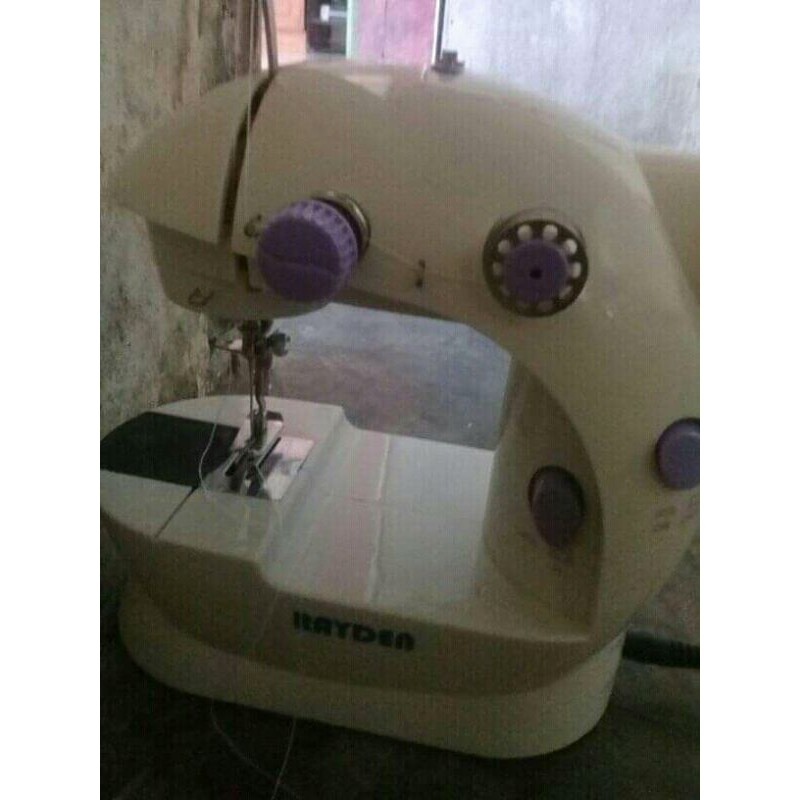 Mesin Jahit Mini Portable Lengkap