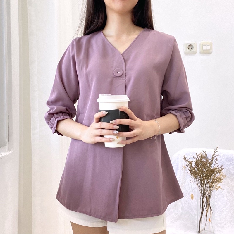 CLEYA Blouse V Neck Button Atasan Wanita Casual 0311 116