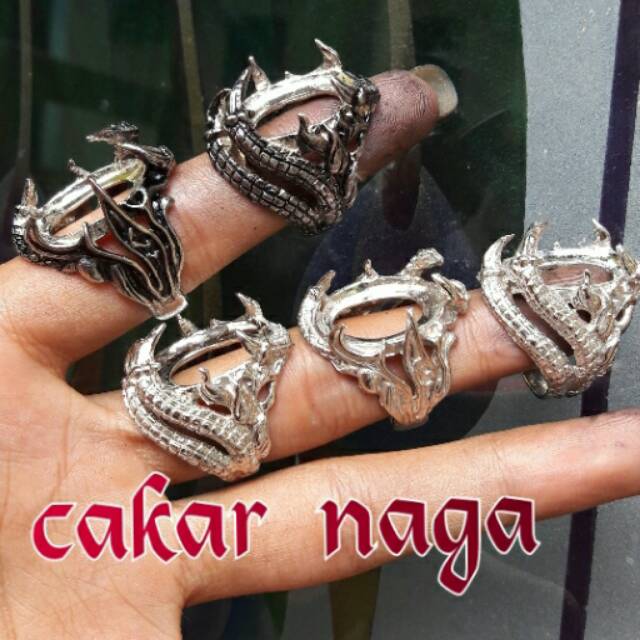 Ring cakar naga