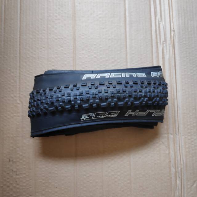 Tire Schwalbe Racing Ralph 26 x 2.10. Ban Luar. 1 biji