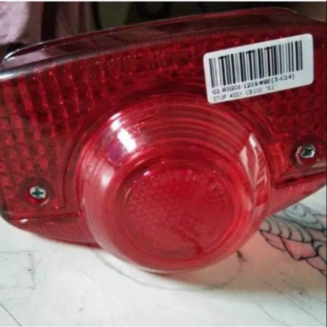 Stop assy cb 100 lampu belakang cb100