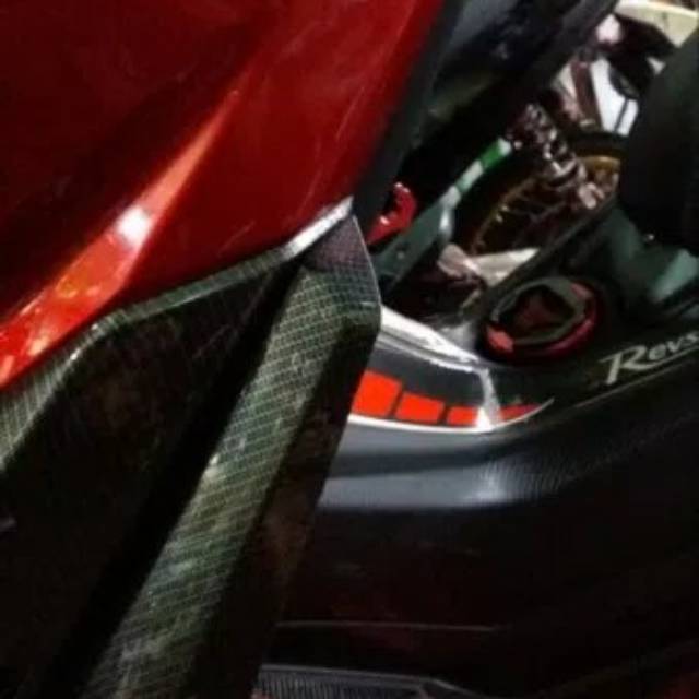 Sirip depan nmax carbon nemo