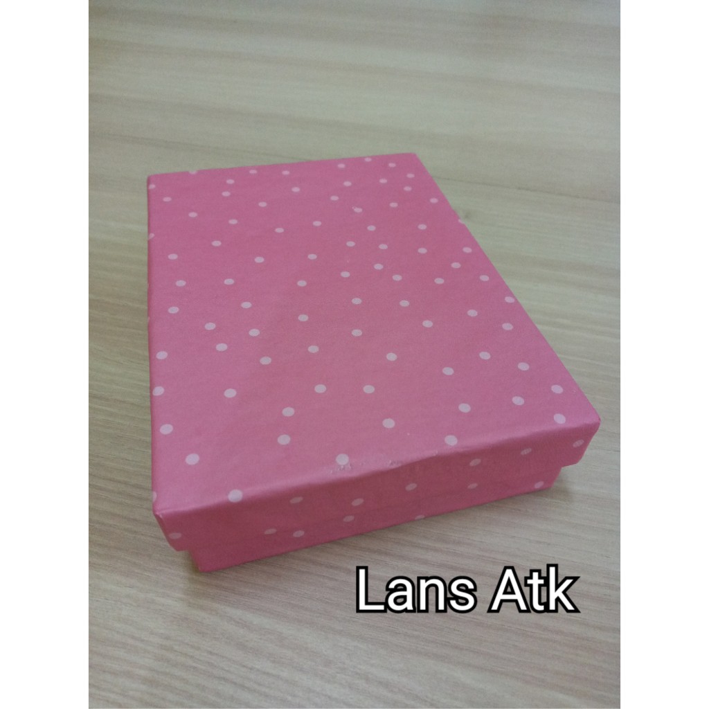 

Box Kado / Kotak Kado BK216 16x11.5cmx4cm kotak kardus