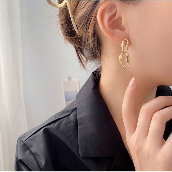 ANTING TITANIUM KOREA PEREMPUAN DEWASA RANTAI BENTUK BULAT EMAS GANDA ANTI KARAT AKSESORIS ANT87