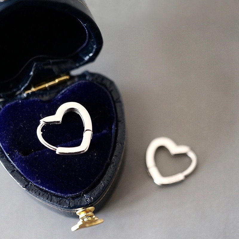 Anting Hoop Bentuk Hati Bahan Metal Warna Silver Dan Emas Untuk Wanita