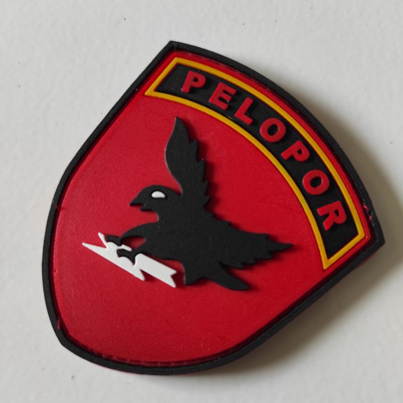 PATCH RUBBER LOGO PELOPOR / TEMPELAN EMBLEM KARET VELCRO