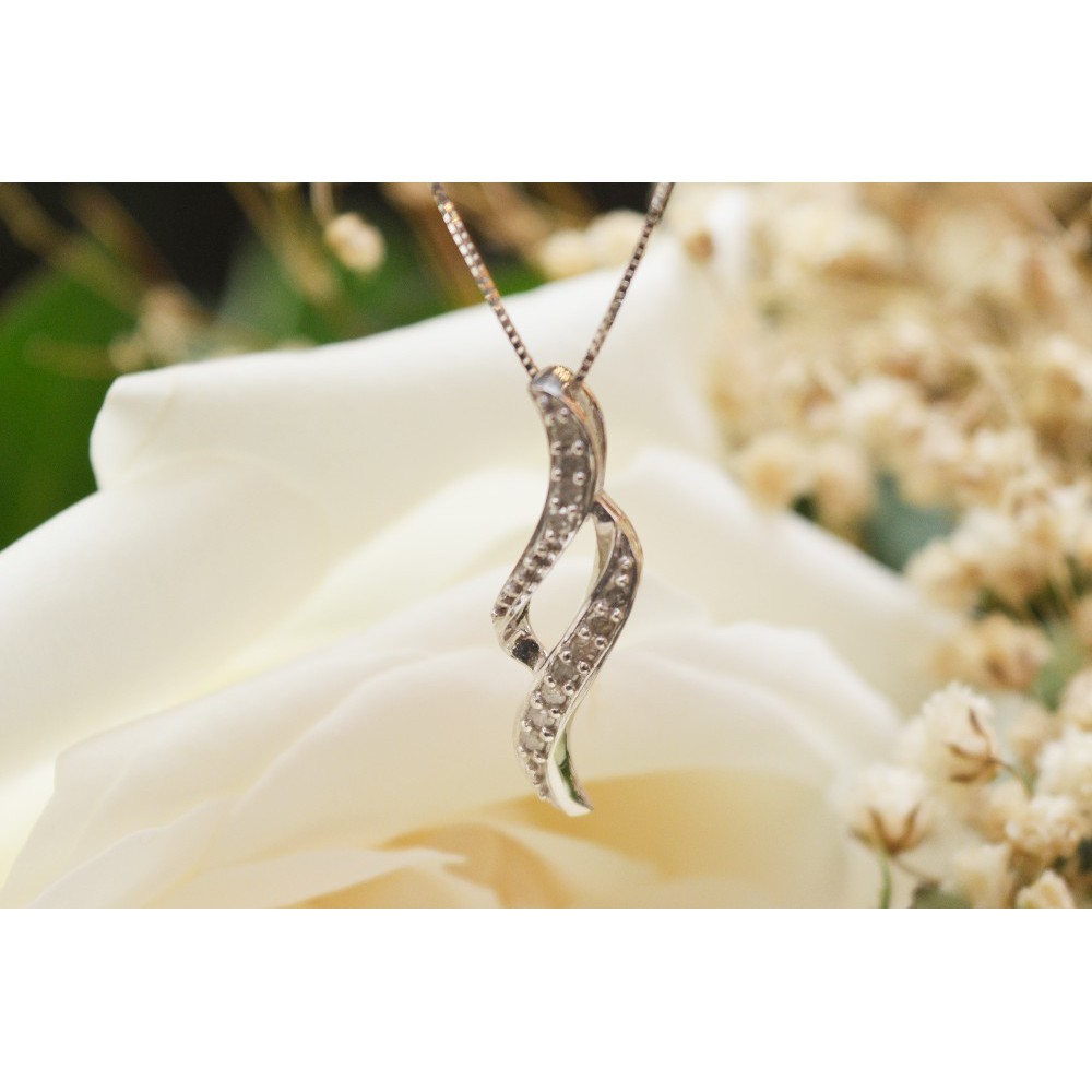 Minis Liontin / liontin emas berlian asli sertifikat