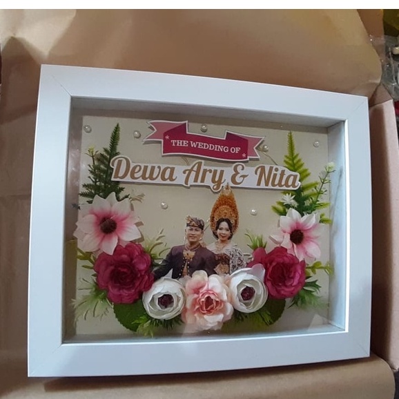 Frame 3D Custom PBA Wedding Hampers Ulta Graduation Gift Present for Friends