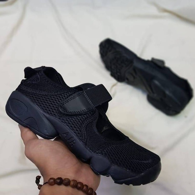 Jual Sepatu Nike Air Rift Full Black Women - Premium Quality | Shopee ...