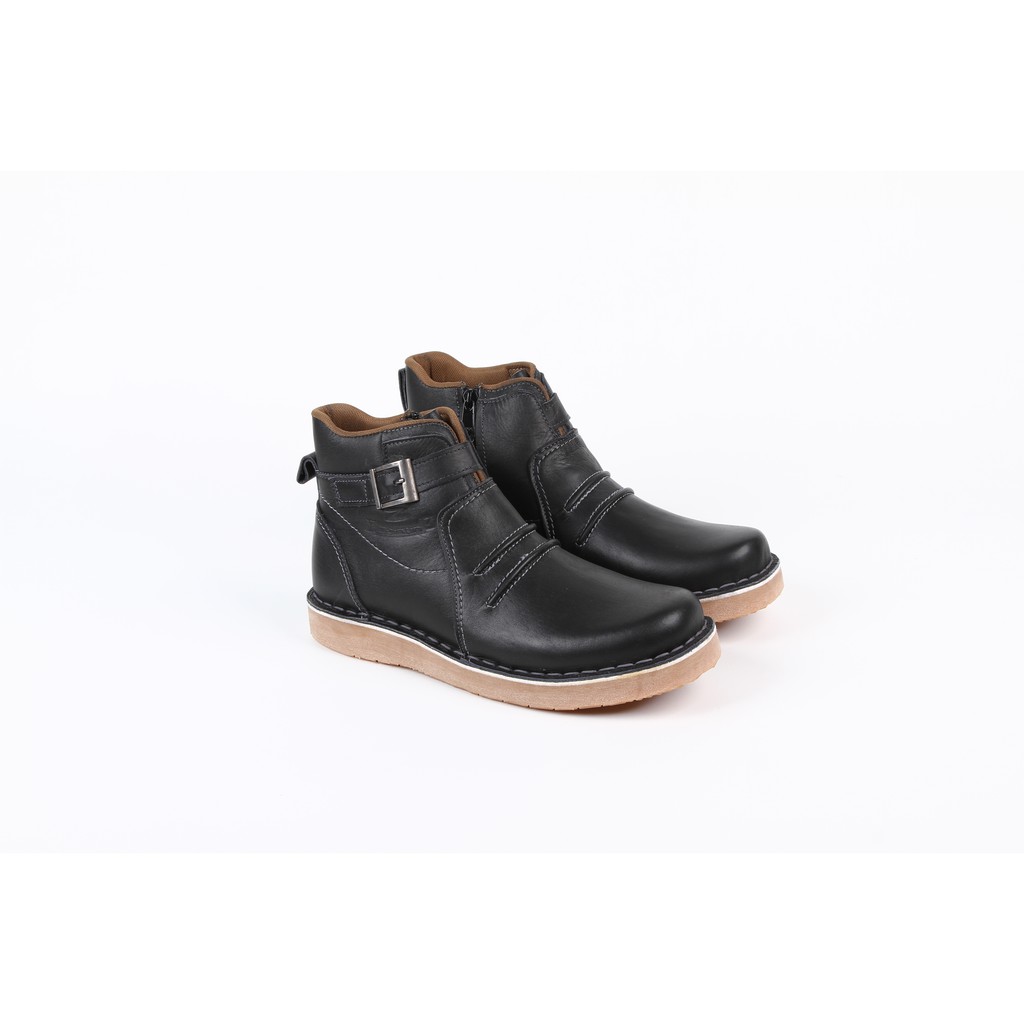 Sepatu Boots Pria Zeintin LA 9401 Hitam