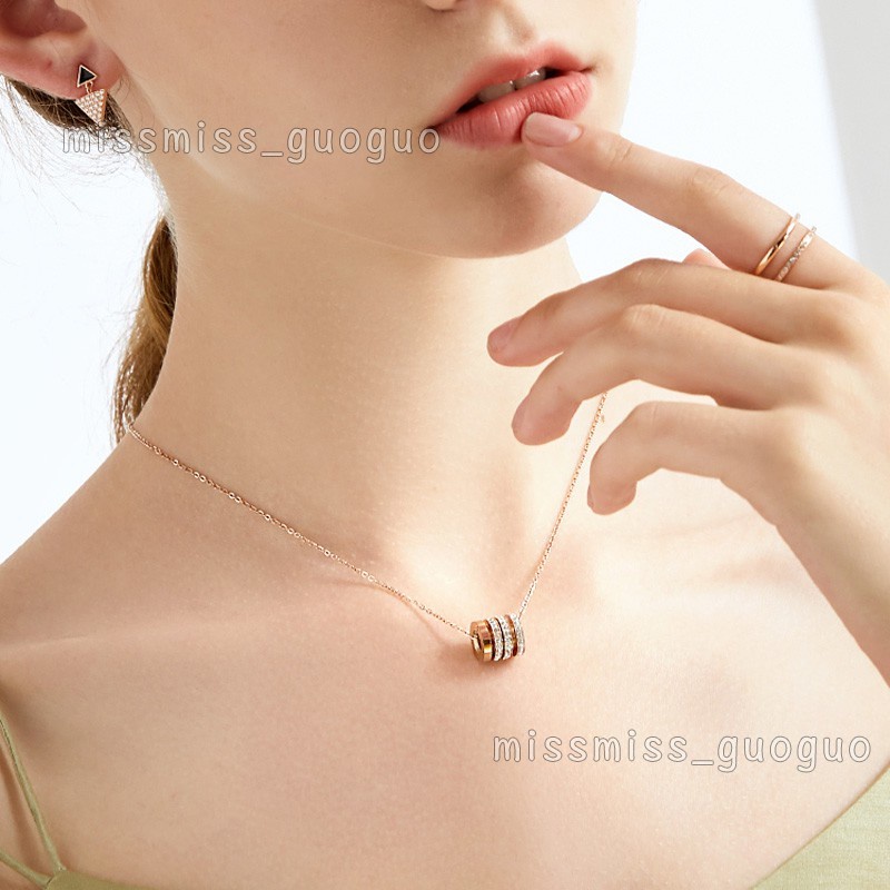 Kalung Rantai Dengan Liontin Berlian Imitasi Untuk Wanita | Kalung Rose Gold 18k | Kalung Bahan Stainless Steel | Kalung Bahan Titanium Steel | Anting Hypoallergenic Anti Pudar Untuk Hadiah Ulang Tahun