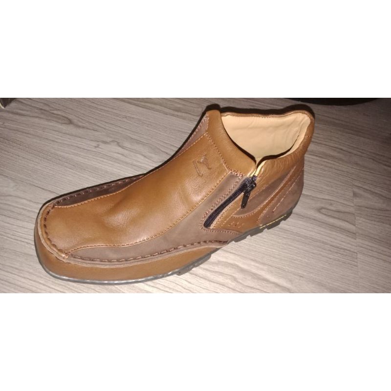Sepatu Kangaroo original