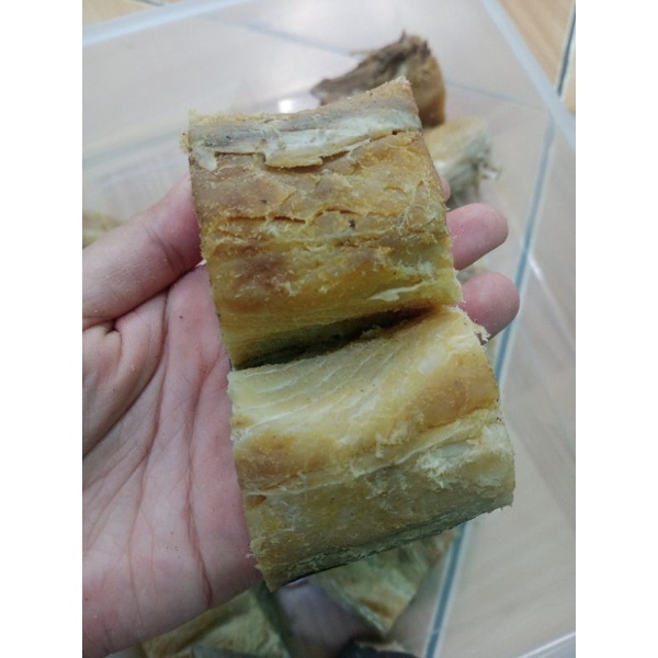 

ikan asin hiu khusus daging 1kg