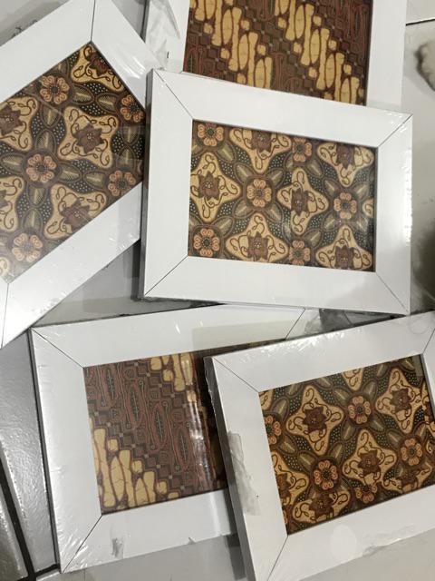 Pigura / Frame / Bingkai Foto 4R (10x15cm) - Bahan Fiber