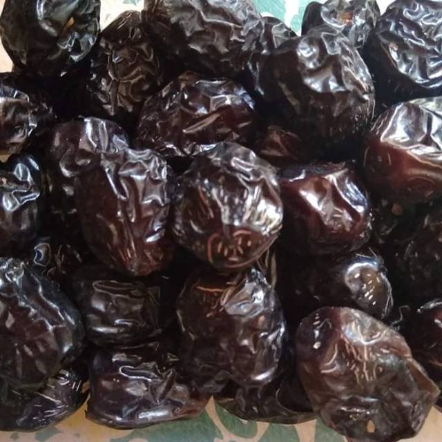 

kurma ajwa/kurma nabi 250gr