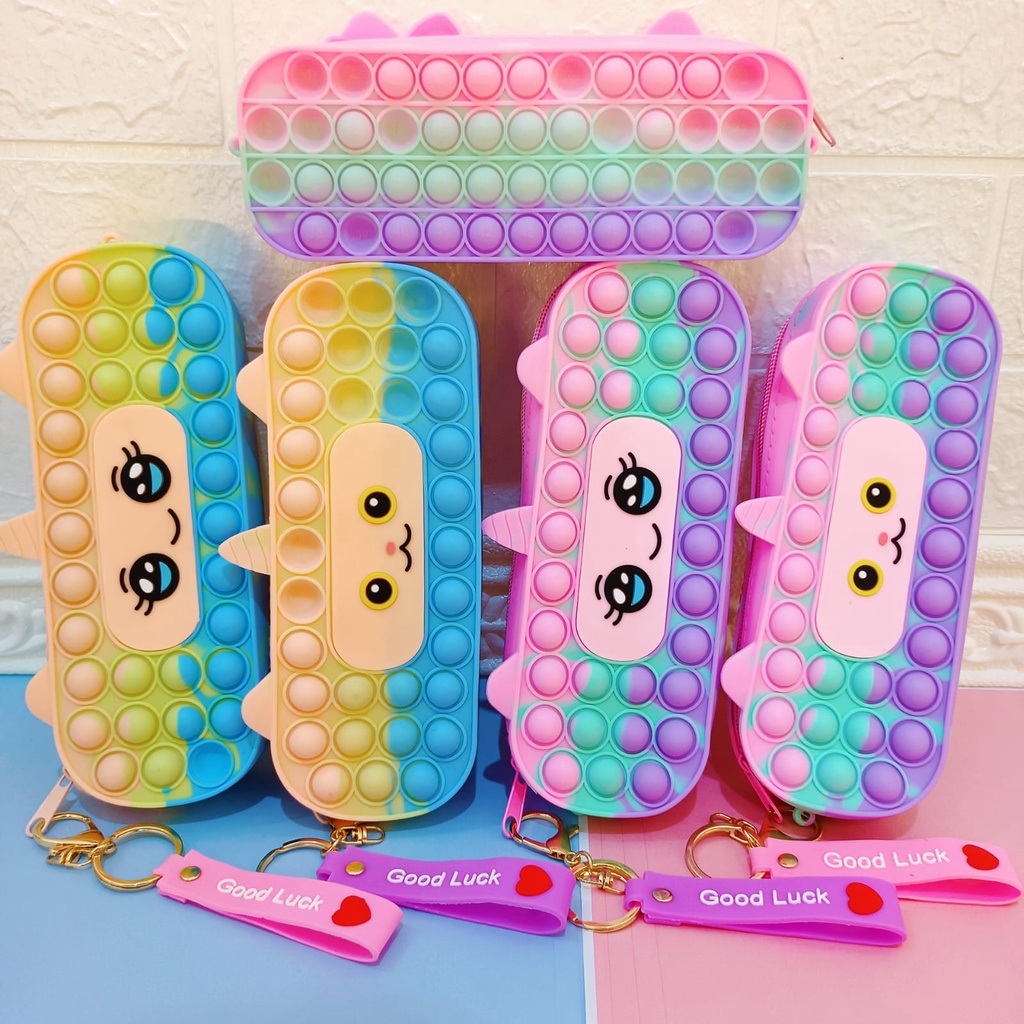 

Kotak Pensil Pop It Fashion (Depan Belakang Bisa Pop It)