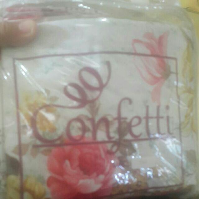 Sprei Confetti Bahan Kaos Adem Dan Katun Lembut