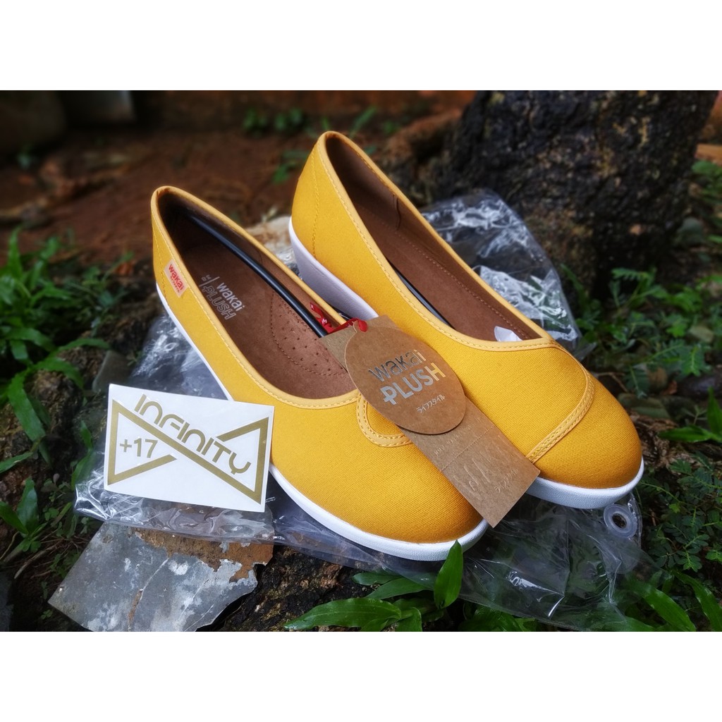 Wakai Original Plush Mustard - Sepatu Wakai Slip On Wedges Wanita