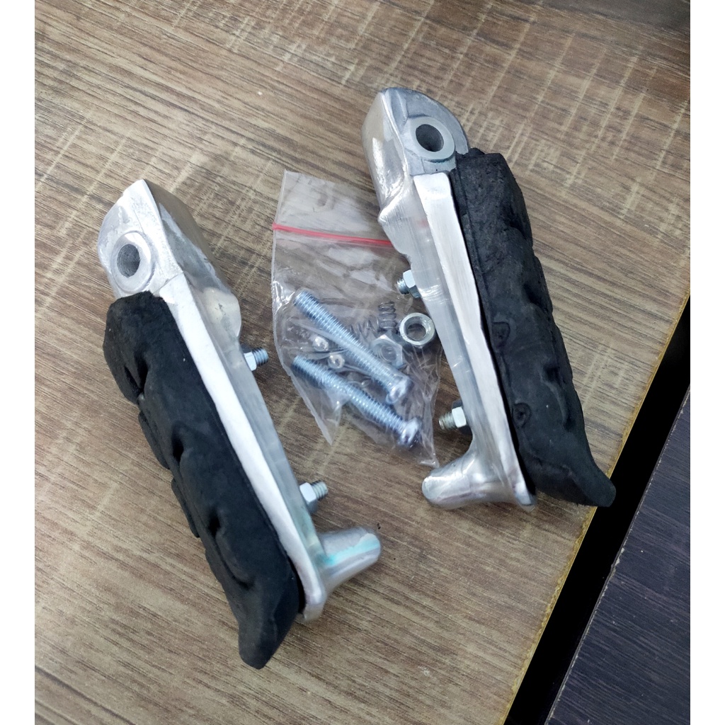 FOOTSTEP FOOT STEP PIJAKAN DEPAN HONDA CB150R CB 150R CB 150 R