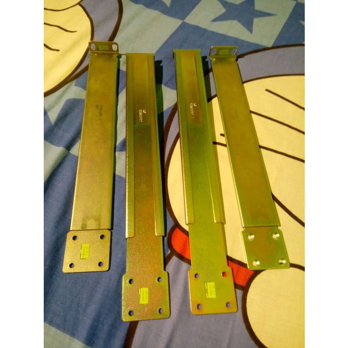 Mounting server switch 1u