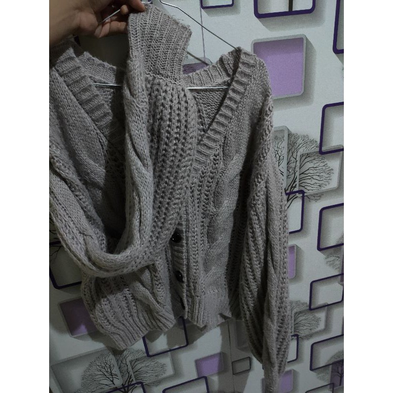 Preloved Cardi Crop kepang lengan balon