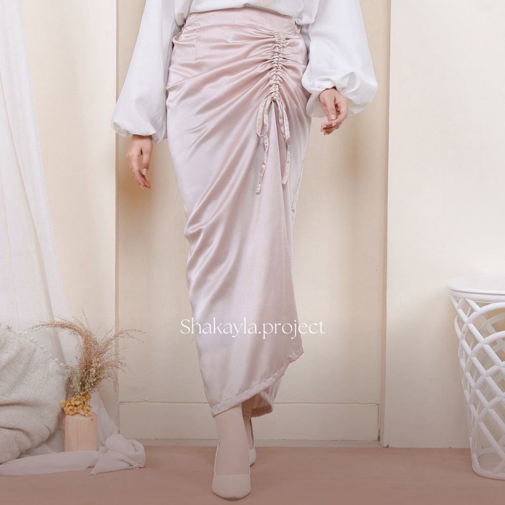 Rok Serut Satin (Satin Skirt)