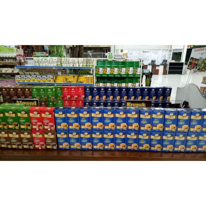 

Almond crispyyy surabaya