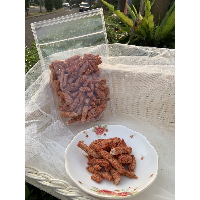 

Cemilan pedas Basreng