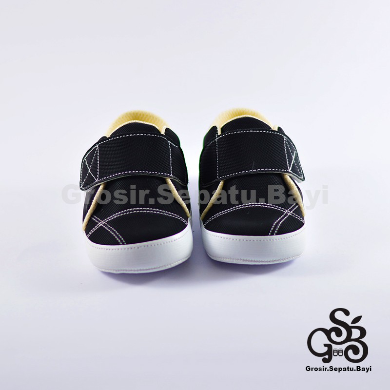 sepatu bayi baby shoes prewalker laki laki umur 2 sampai 14 bulan simple classy warna hitam