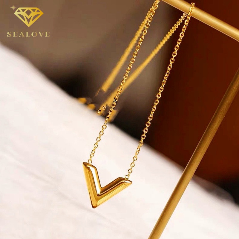 Kalung Titanium Wanita Liontin Huruf V necklace Emas 18k simple Anti Karat dan luntur Fashion Korean Style Perhiasan COD