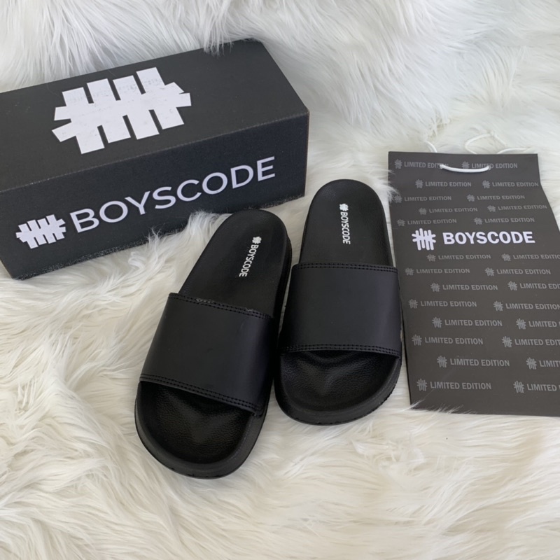 Sendal Selop Distro Pria Wanita Terbaru BOYSCODE TYPE 18 Original Font Side Hitam Gold / Sendal Slide Pria / Sendal Slip On Pria