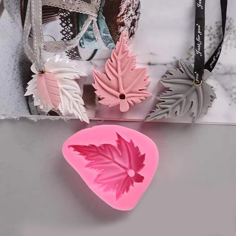 SIY  Leaves Shaped Handmade Keychain Silicone Mold with Hole for DIY Cupcake Decor