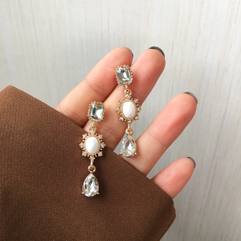 Anting Panjang Desain Tetesan Air Bahan 925 Silver Aksen Berlian Gaya Retro Korea Untuk Wanita