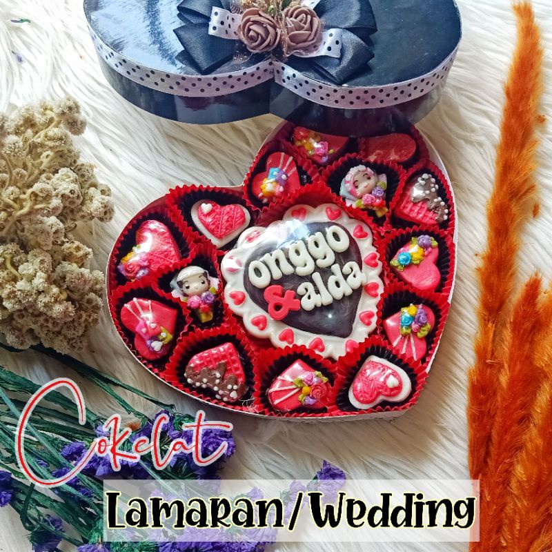 

Box love coklat hadiah wedding lamaran hantaran