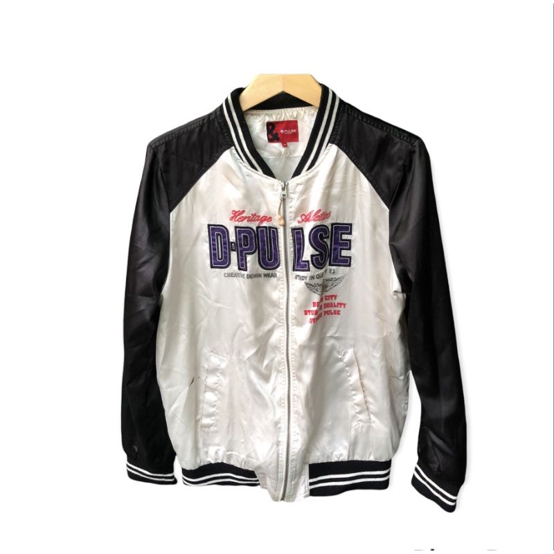 D-Pulse Embroidery varsity