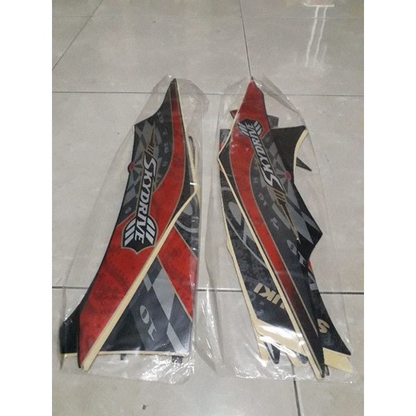STRIPING STIKER SUZUKI SKYDRIVE MERAH ORISINIL