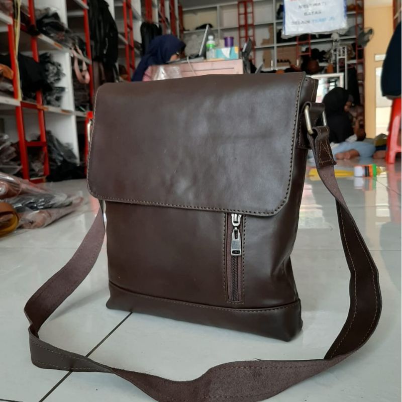 Tas Selempang Pria 100% ORIGINAL Kulit Sapi Asli Garut Pull up Premium Classic