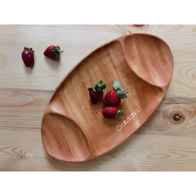 Saji Sekat Tiga - Piring Saji Kayu