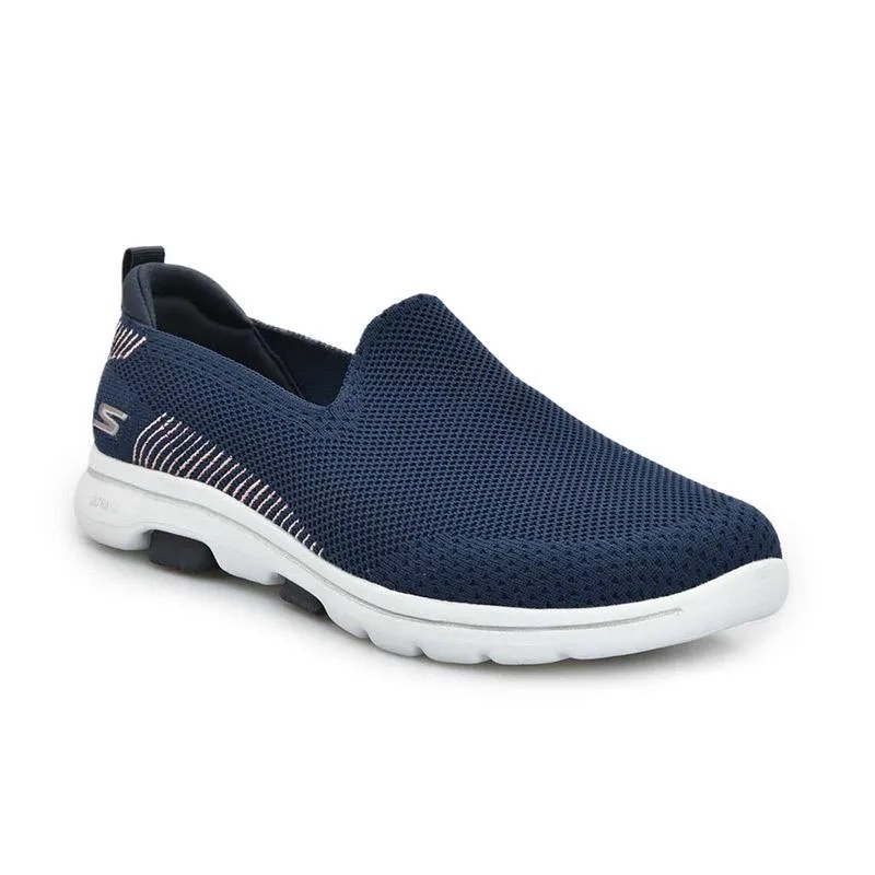 Skechers Go Walk 5 Navy. Sepatu Wanita Original. 15900NVY