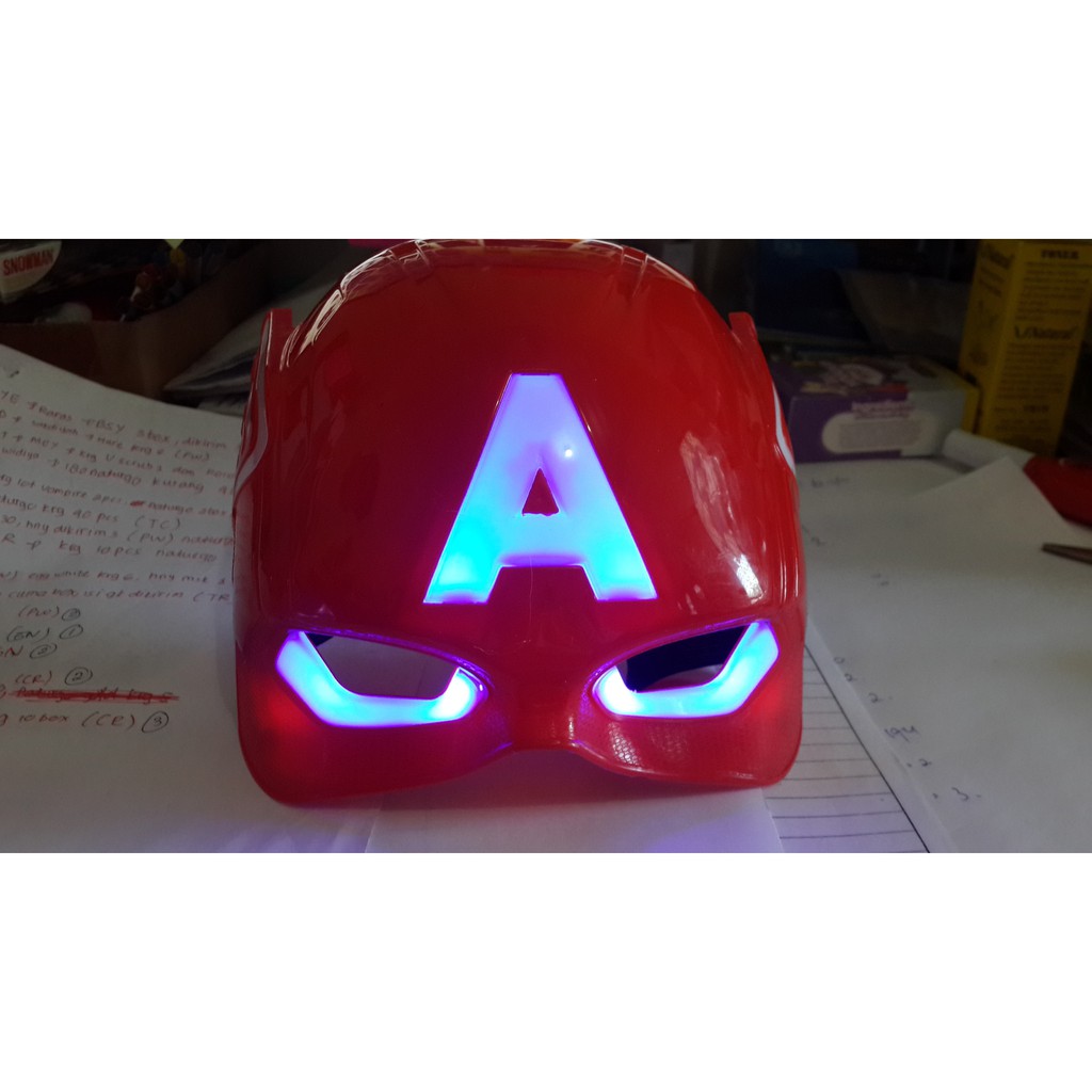 TOPENG LED AVANGERS SUPERHERO