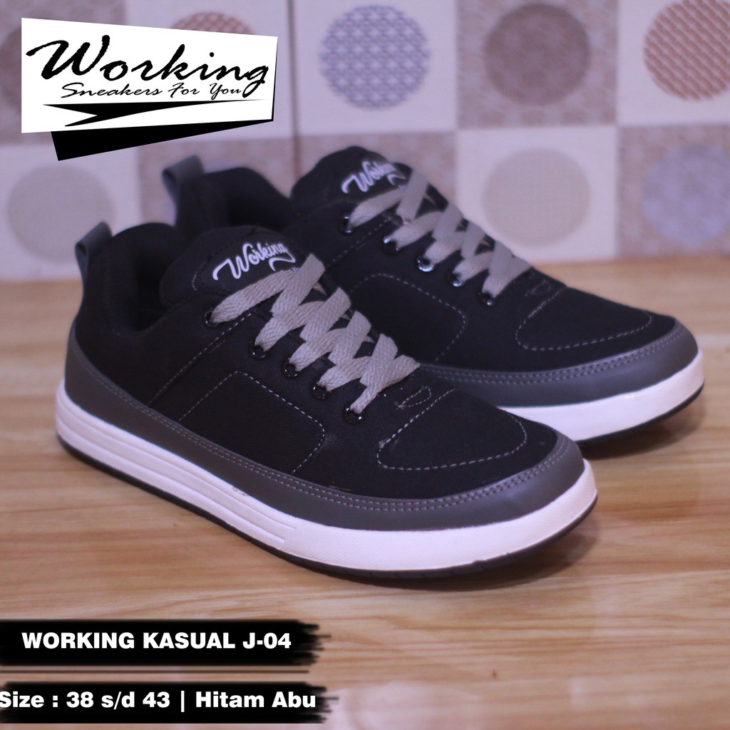 Sepatu Pria Kasual Working J-04